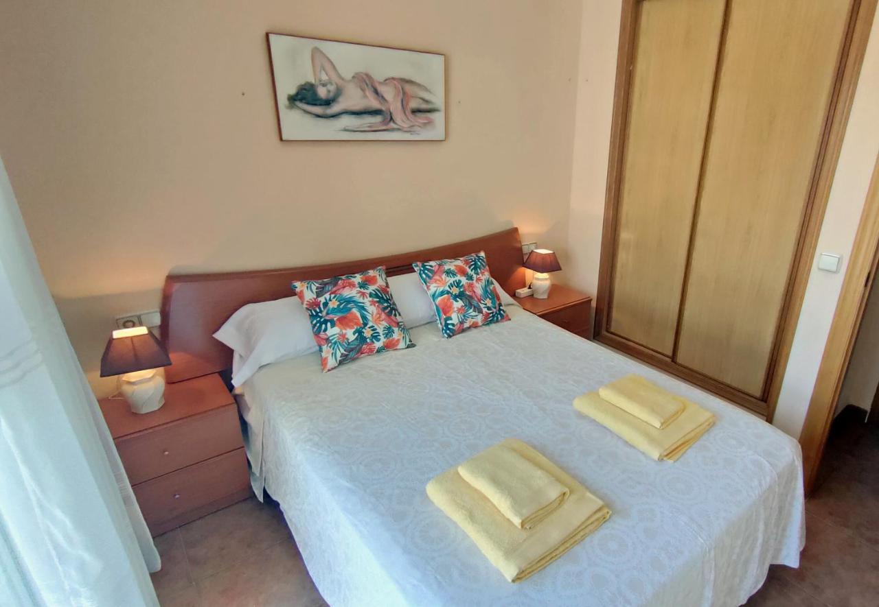 Apartamento En La Playa Con Piscina เพนิสโคลา ภายนอก รูปภาพ
