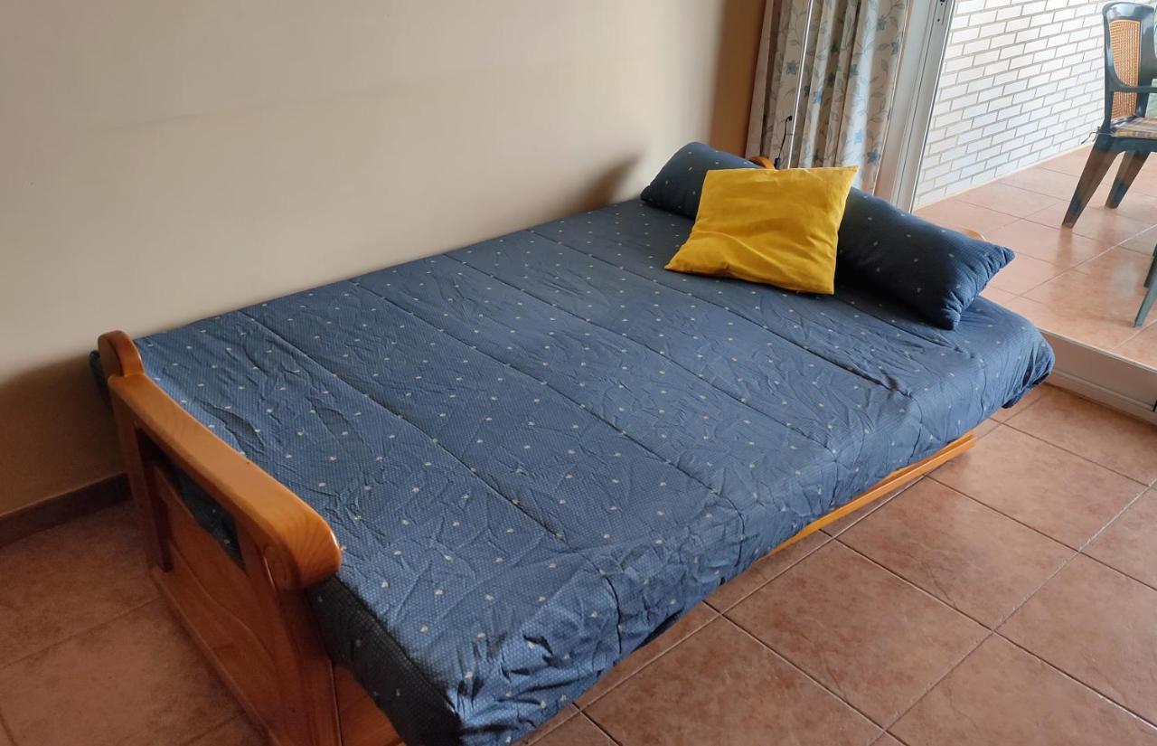 Apartamento En La Playa Con Piscina เพนิสโคลา ภายนอก รูปภาพ